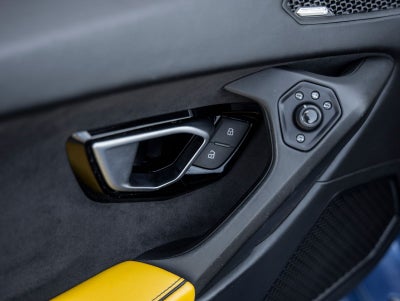 2020 Lamborghini Huracan EVO Base