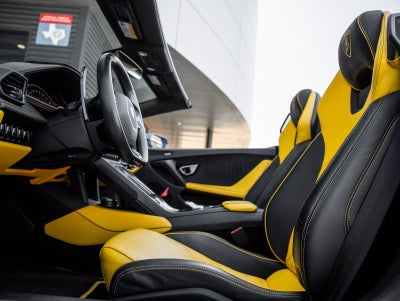 2020 Lamborghini Huracan EVO Base