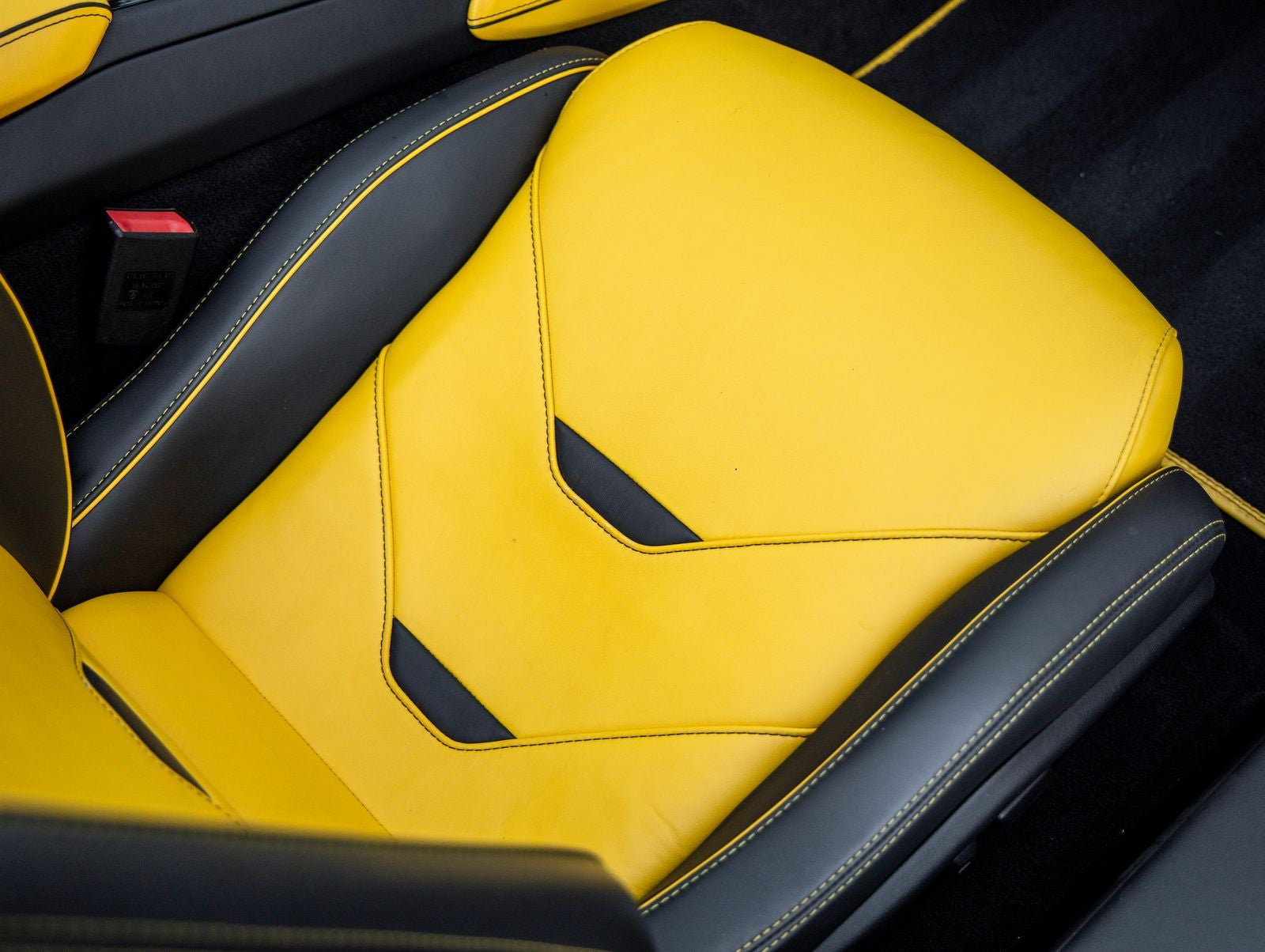 2020 Lamborghini Huracan EVO Base