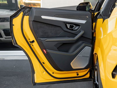 2021 Lamborghini Urus Base
