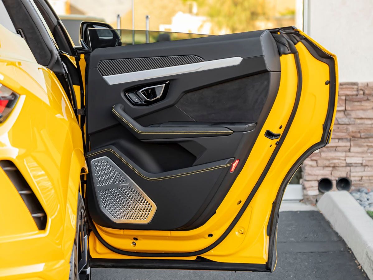 2021 Lamborghini Urus Base