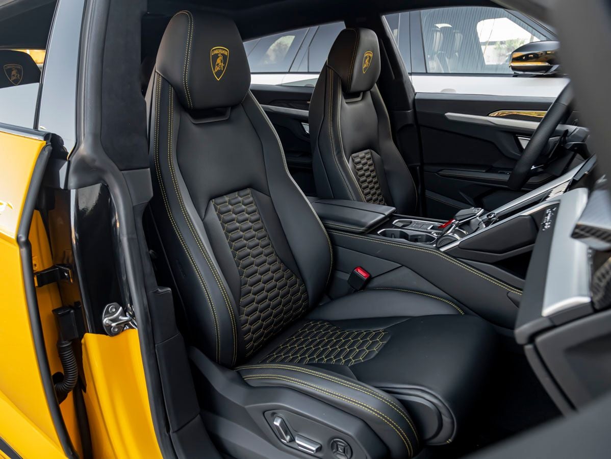 2021 Lamborghini Urus Base