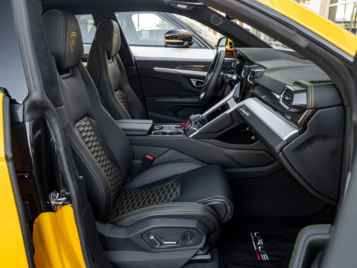 2021 Lamborghini Urus Base