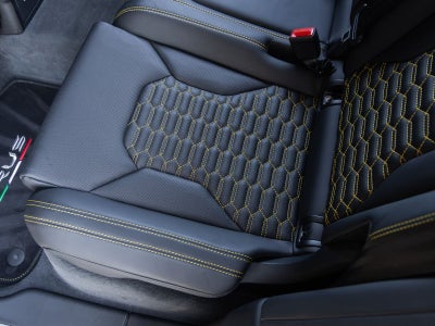 2021 Lamborghini Urus Base