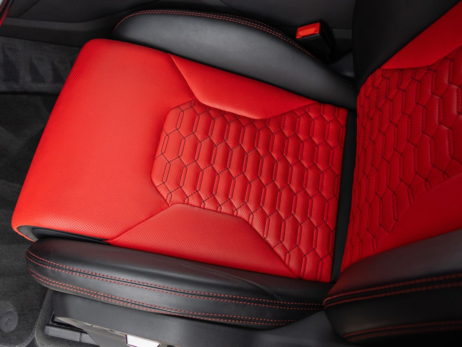 2022 Lamborghini Urus Base