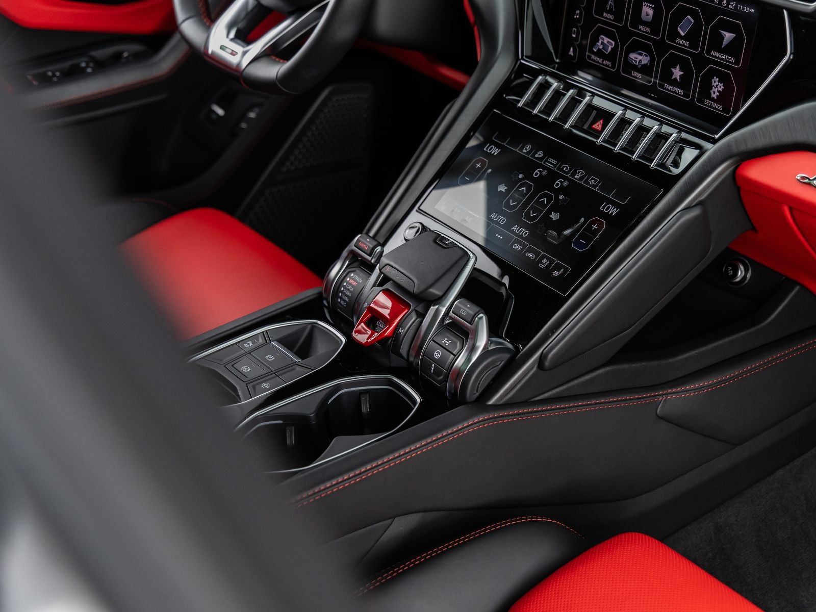 2022 Lamborghini Urus Base