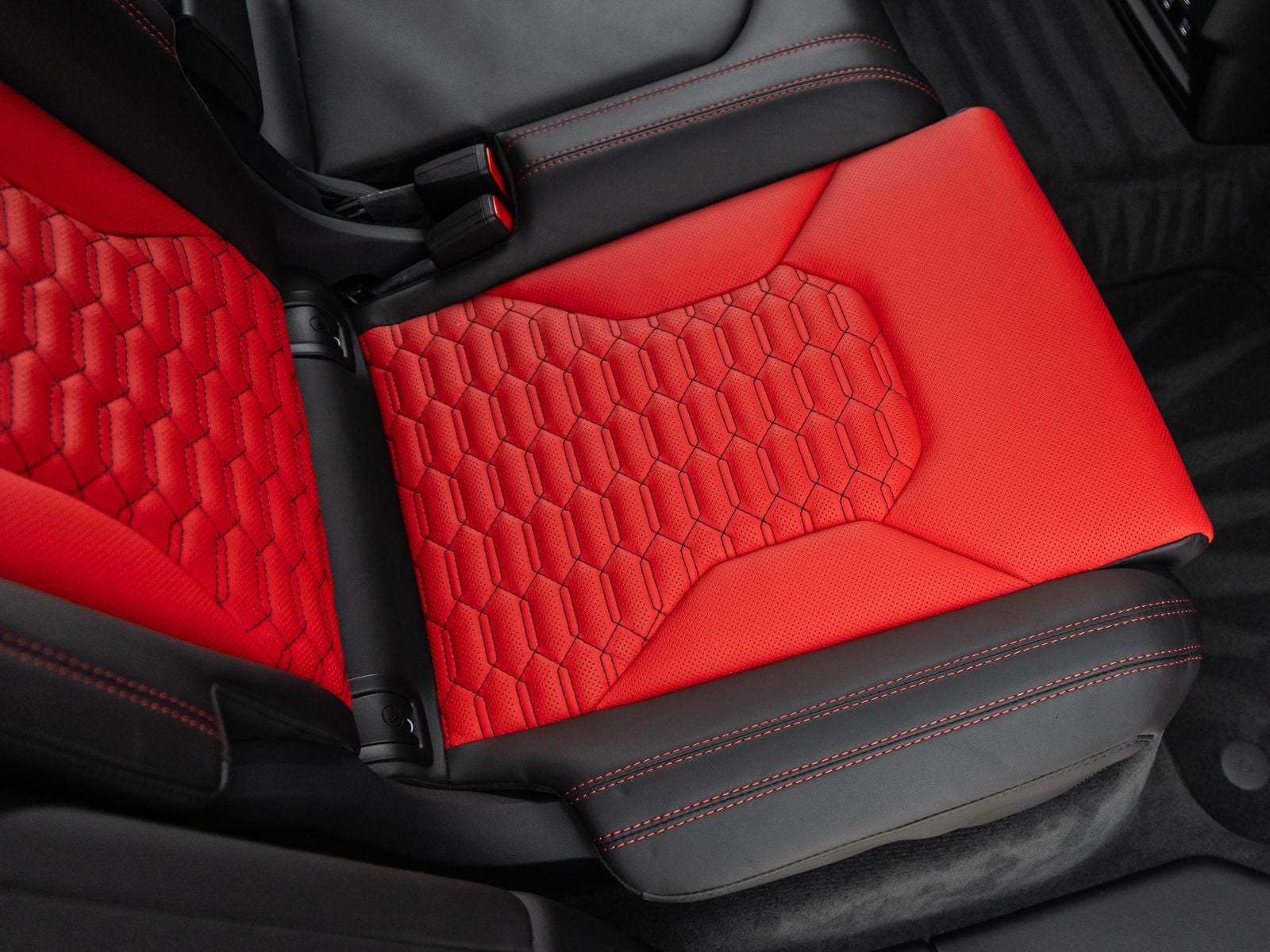 2022 Lamborghini Urus Base