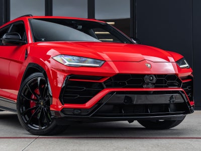 2022 Lamborghini Urus Base