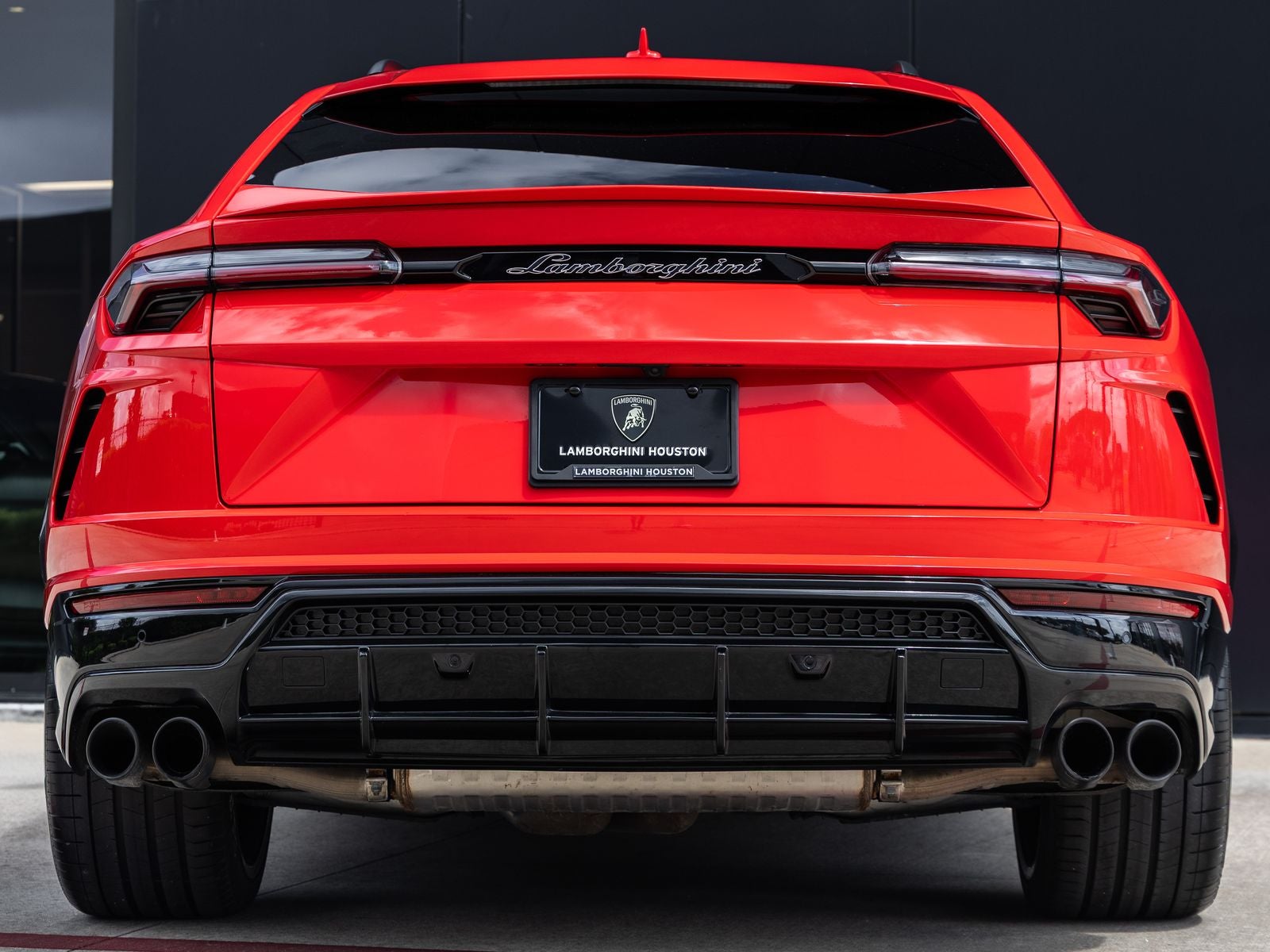 2022 Lamborghini Urus Base