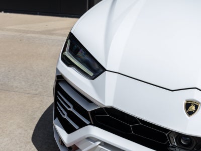 2022 Lamborghini Urus Base