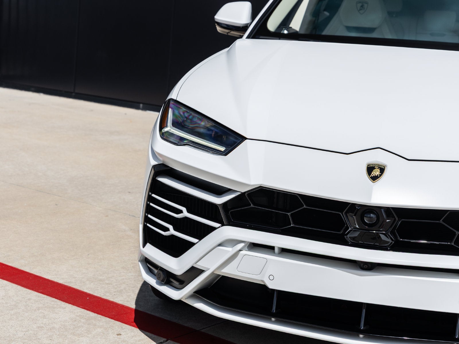 2022 Lamborghini Urus Base