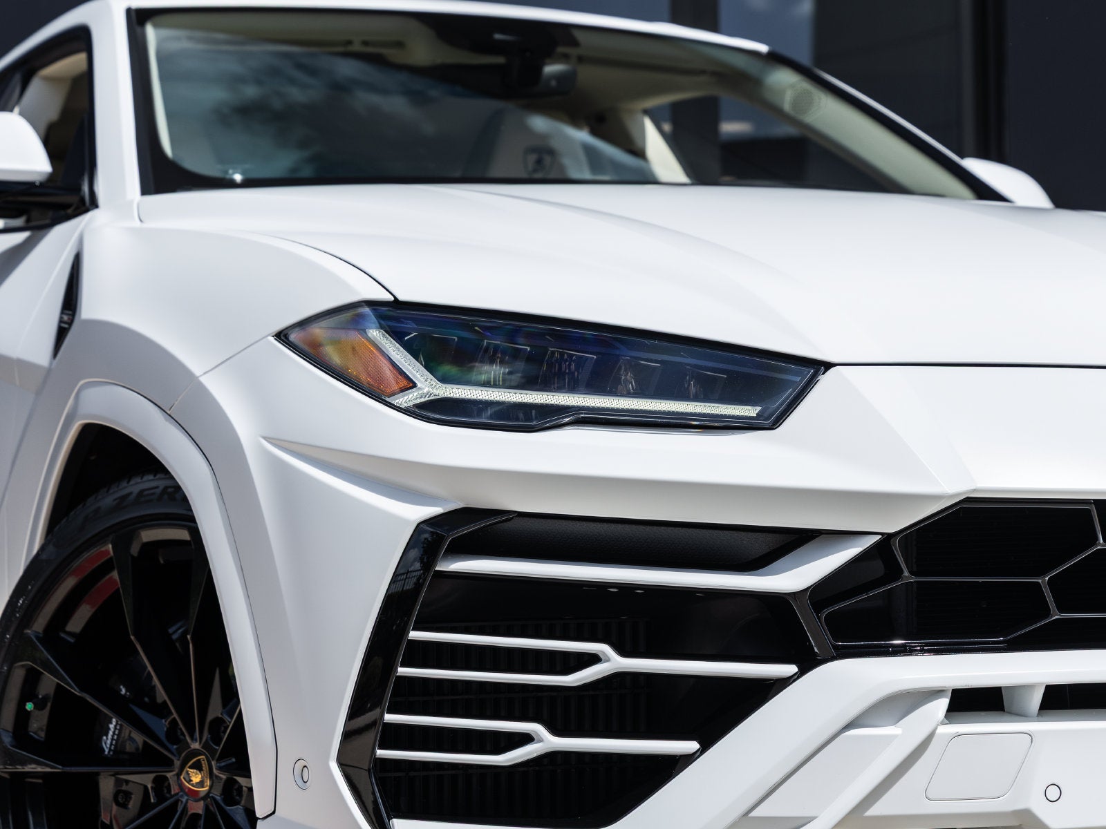 2022 Lamborghini Urus Base