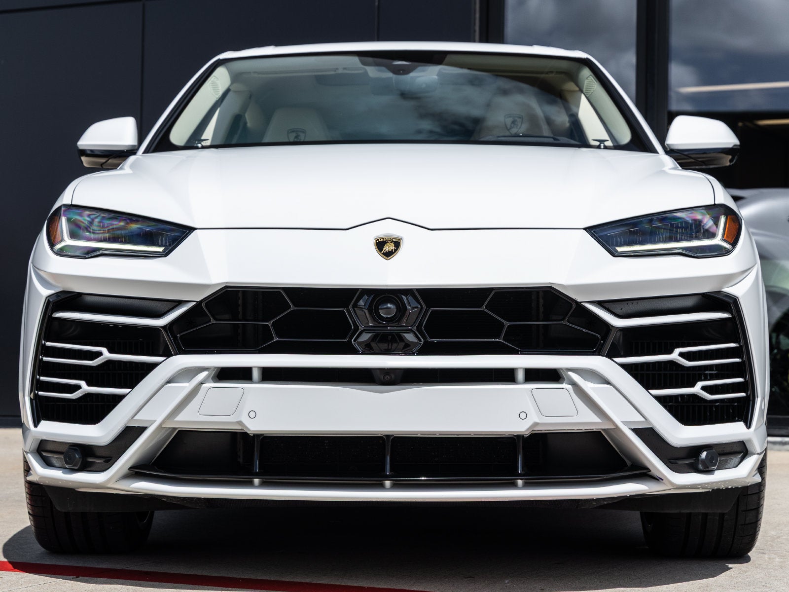 2022 Lamborghini Urus Base