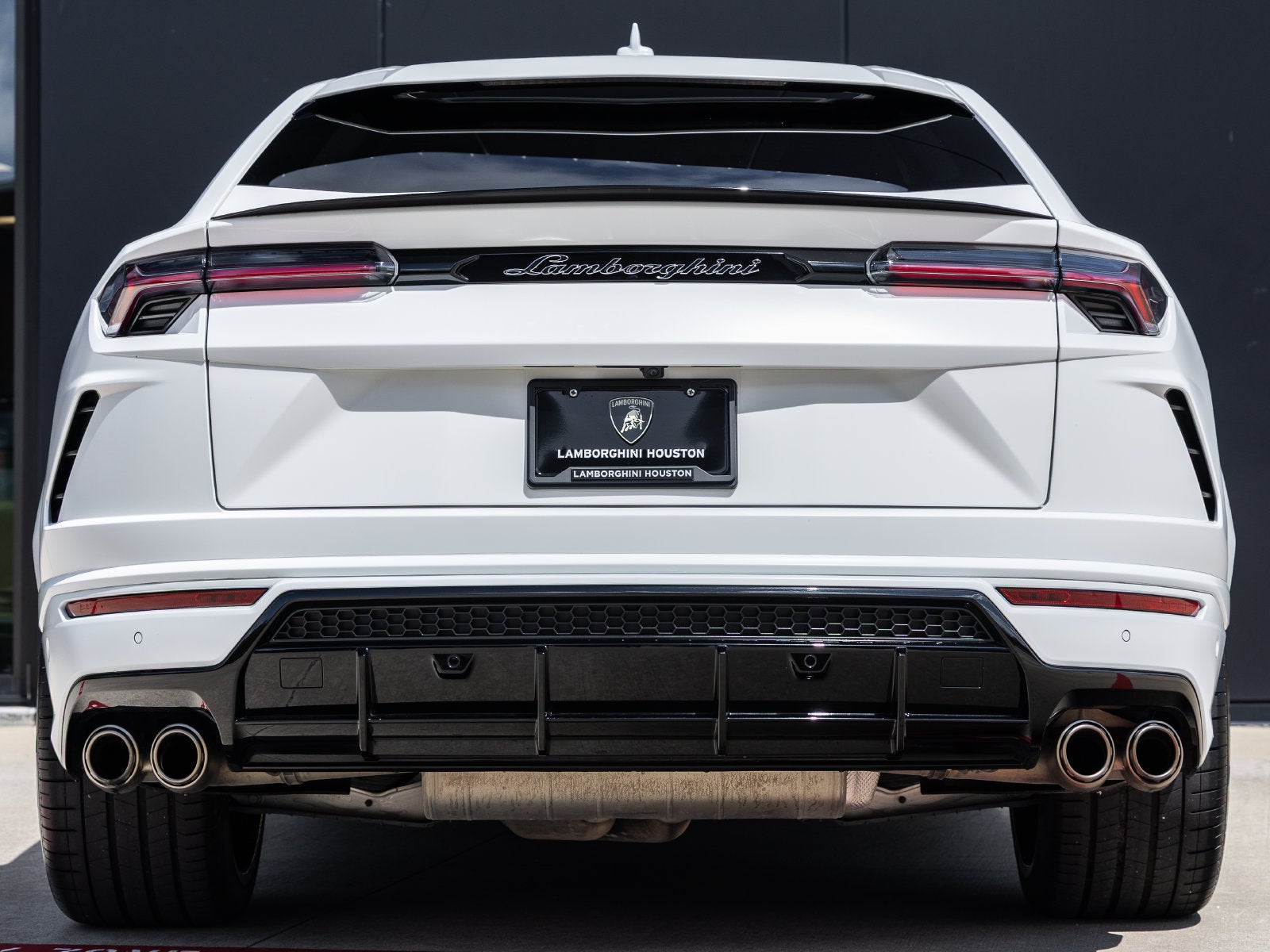 2022 Lamborghini Urus Base