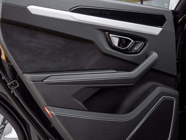 2021 Lamborghini Urus Base