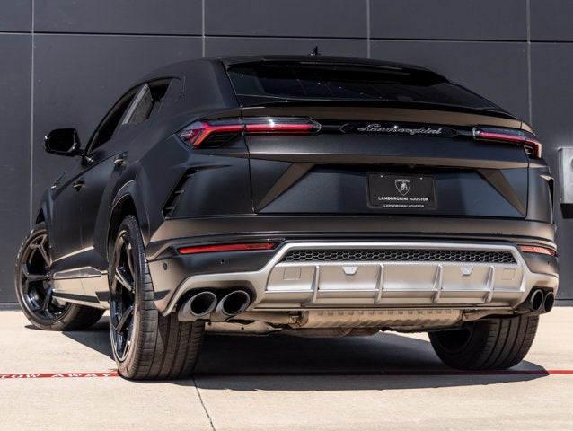 2021 Lamborghini Urus Base