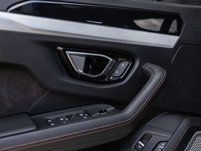 2021 Lamborghini Urus Base