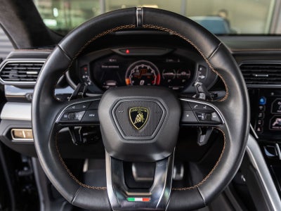 2021 Lamborghini Urus Base