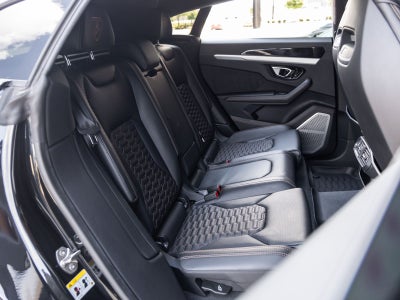 2021 Lamborghini Urus Base