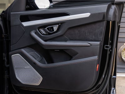 2021 Lamborghini Urus Base