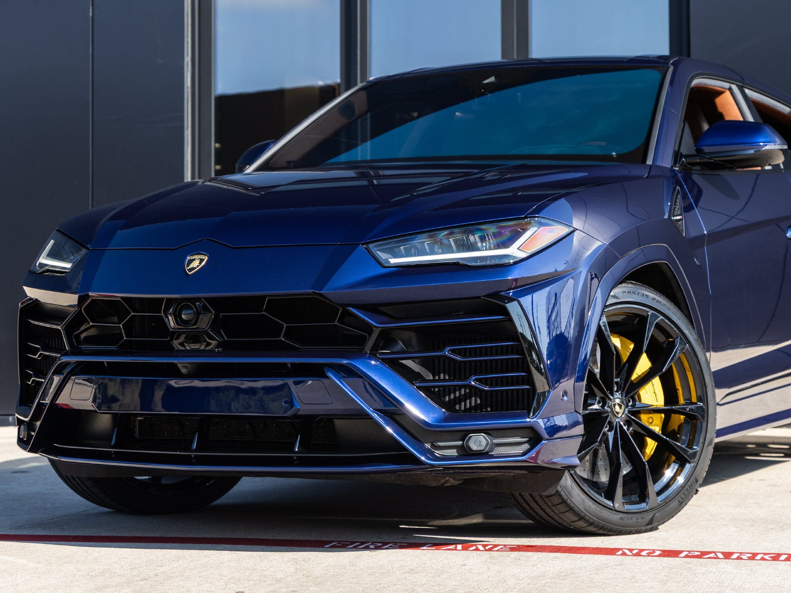 2021 Lamborghini Urus Base