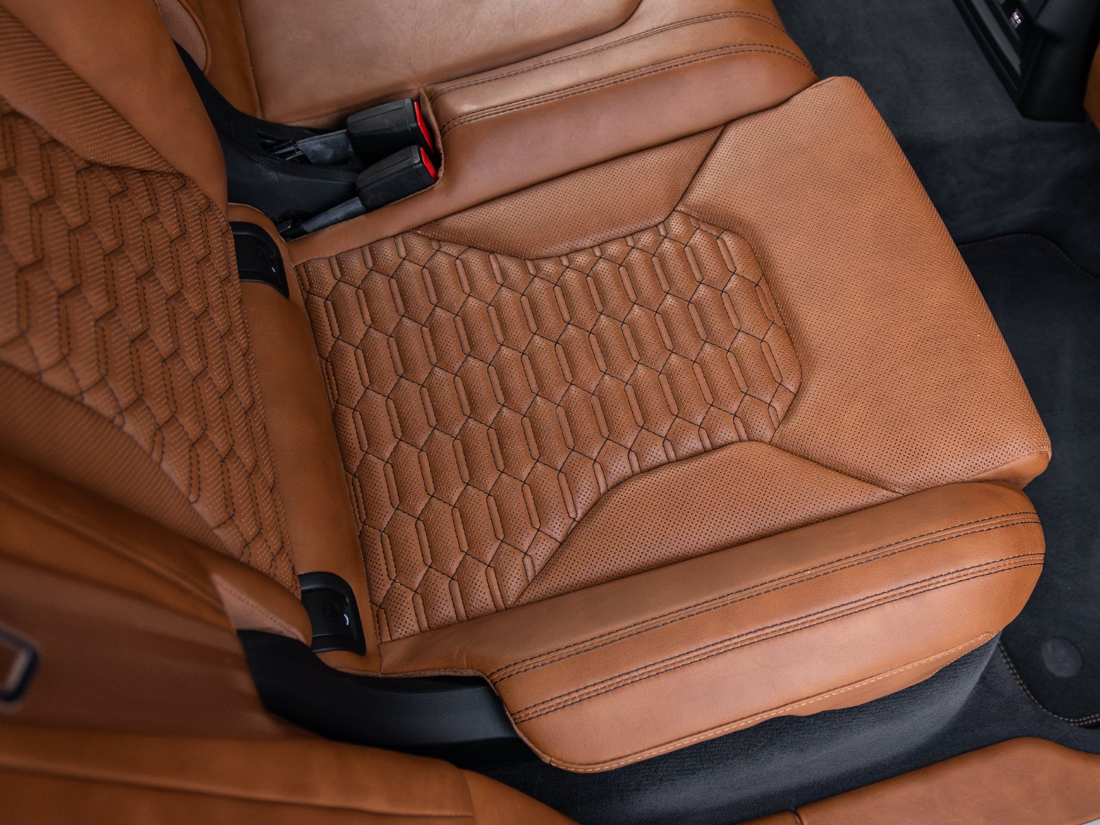2021 Lamborghini Urus Base