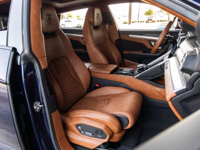 2021 Lamborghini Urus Base