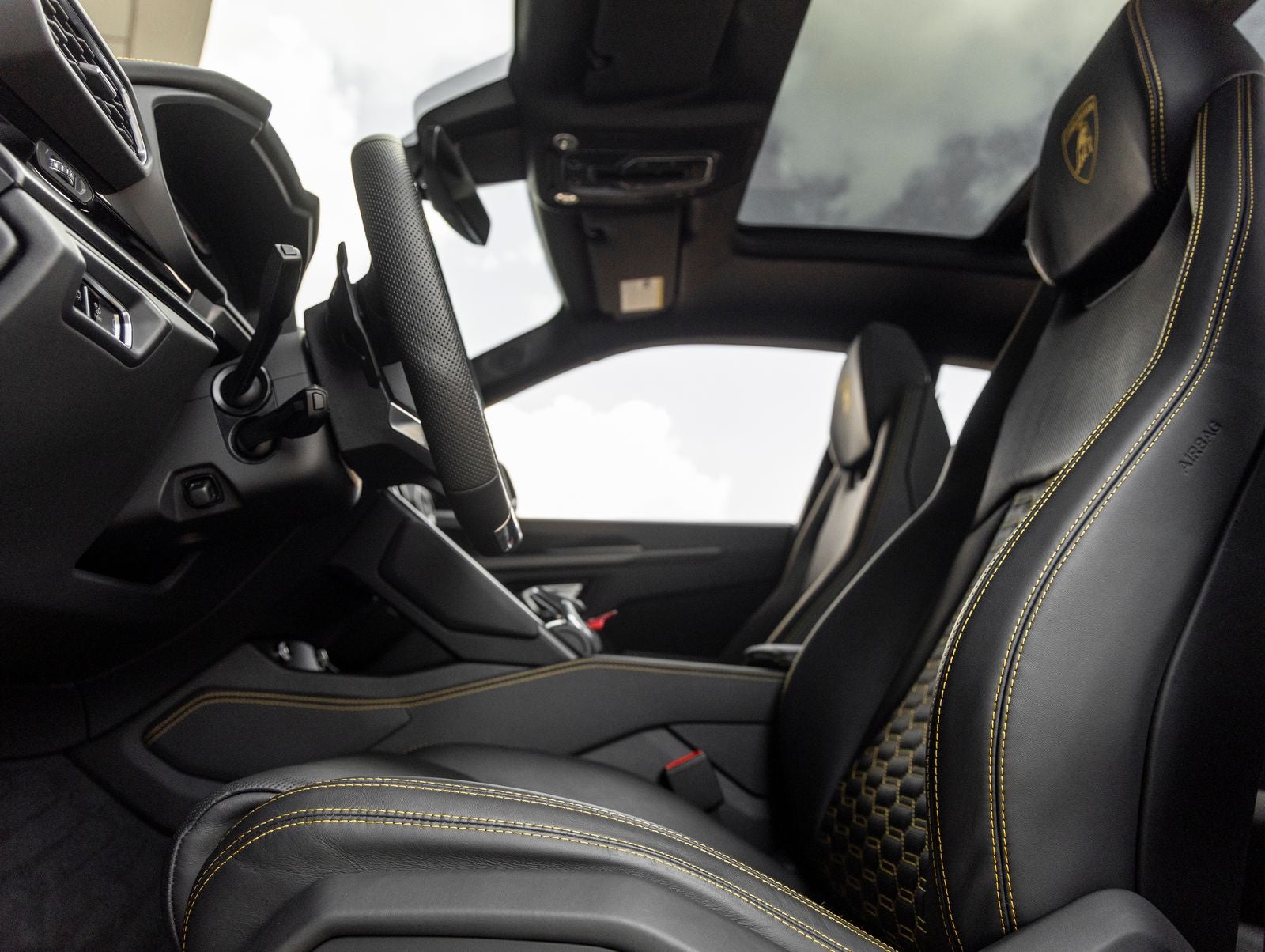 2024 Lamborghini Urus S