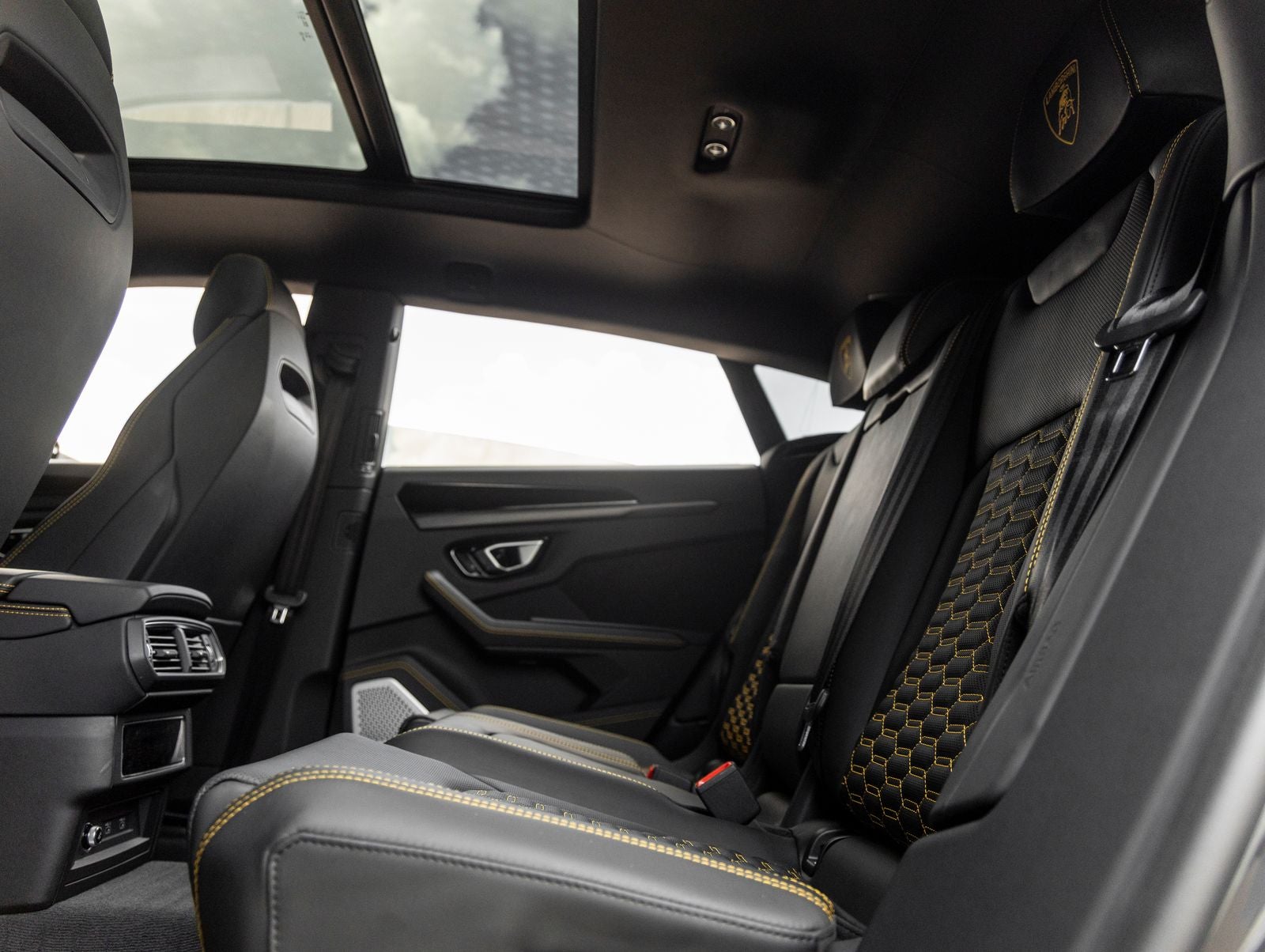 2024 Lamborghini Urus S