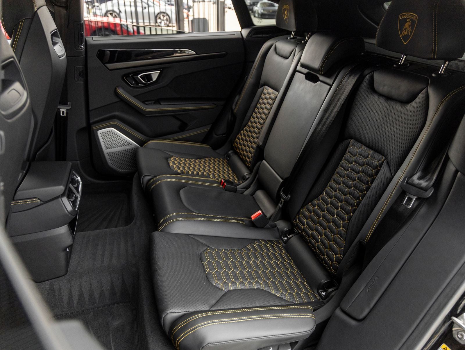 2024 Lamborghini Urus S
