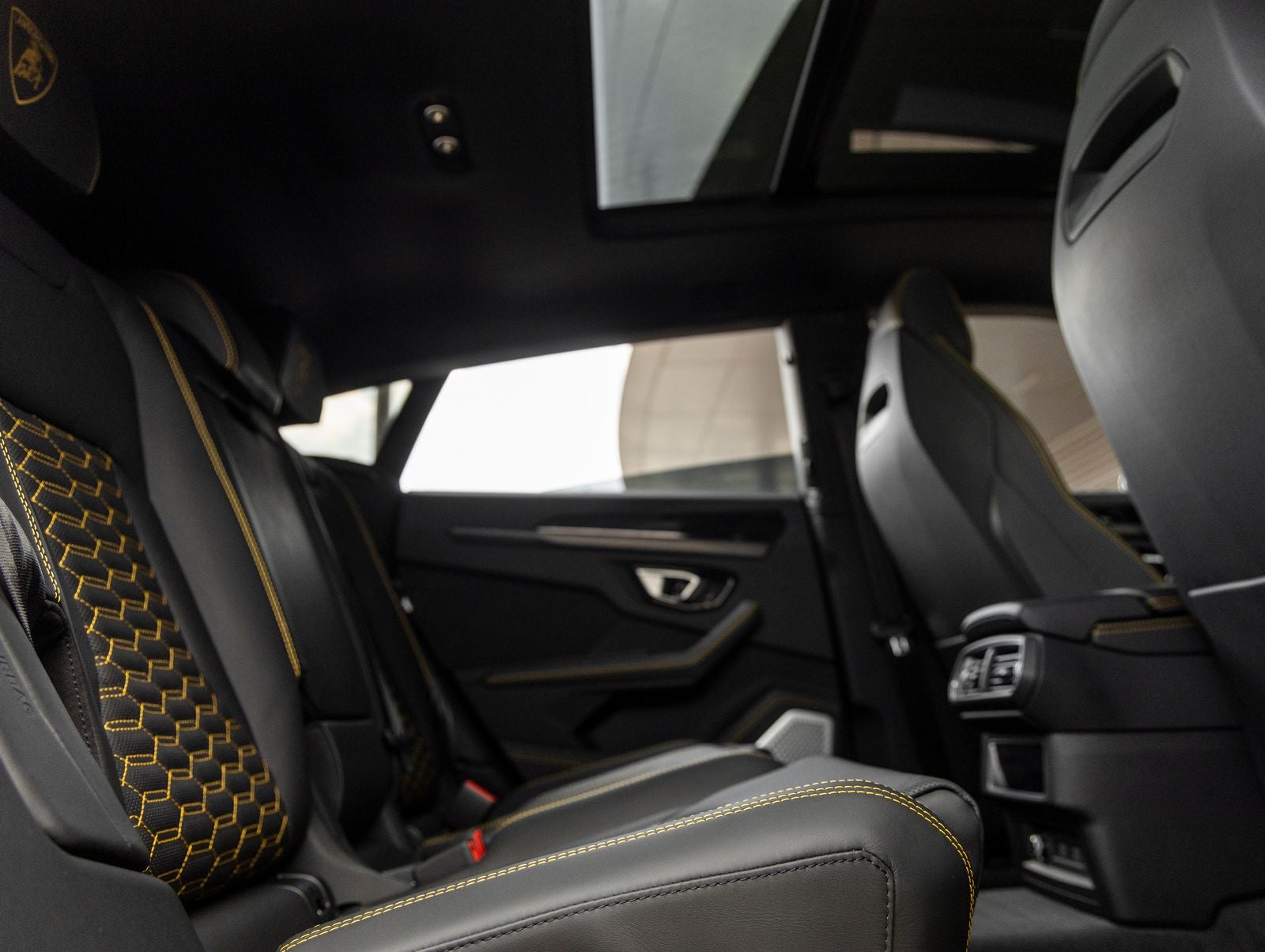 2024 Lamborghini Urus S