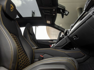 2024 Lamborghini Urus S