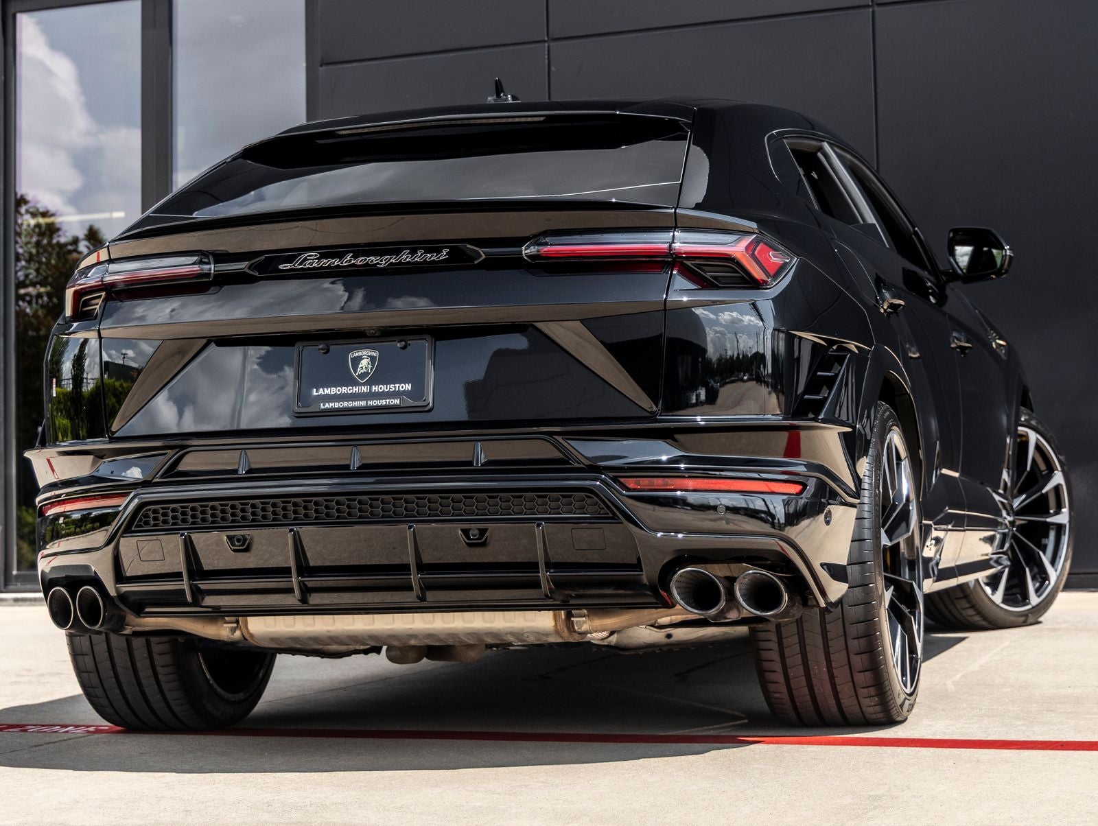 2024 Lamborghini Urus S