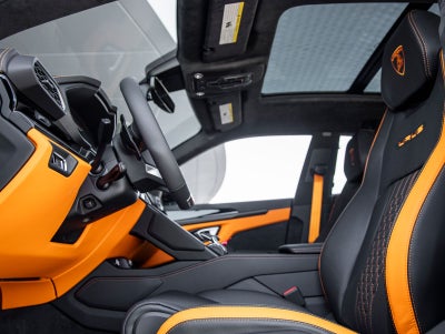 2024 Lamborghini Urus S