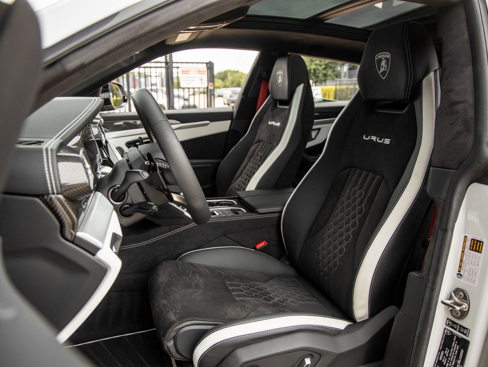 2024 Lamborghini Urus S