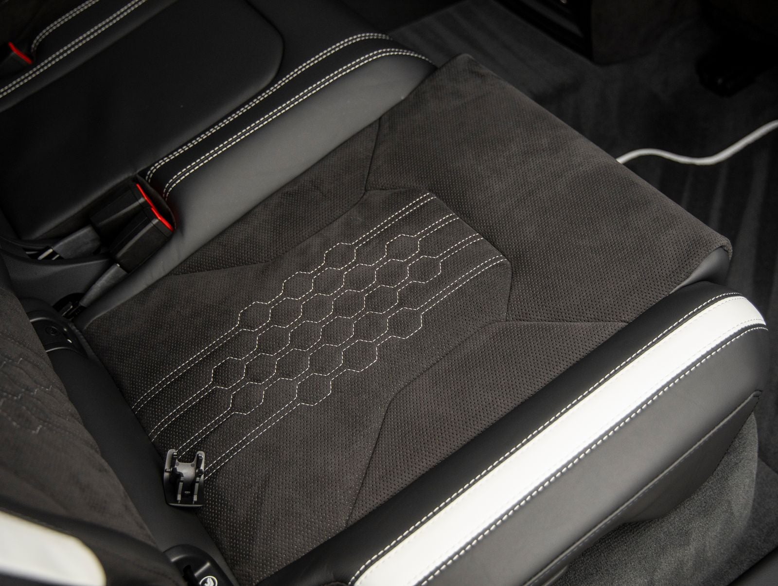 2024 Lamborghini Urus S
