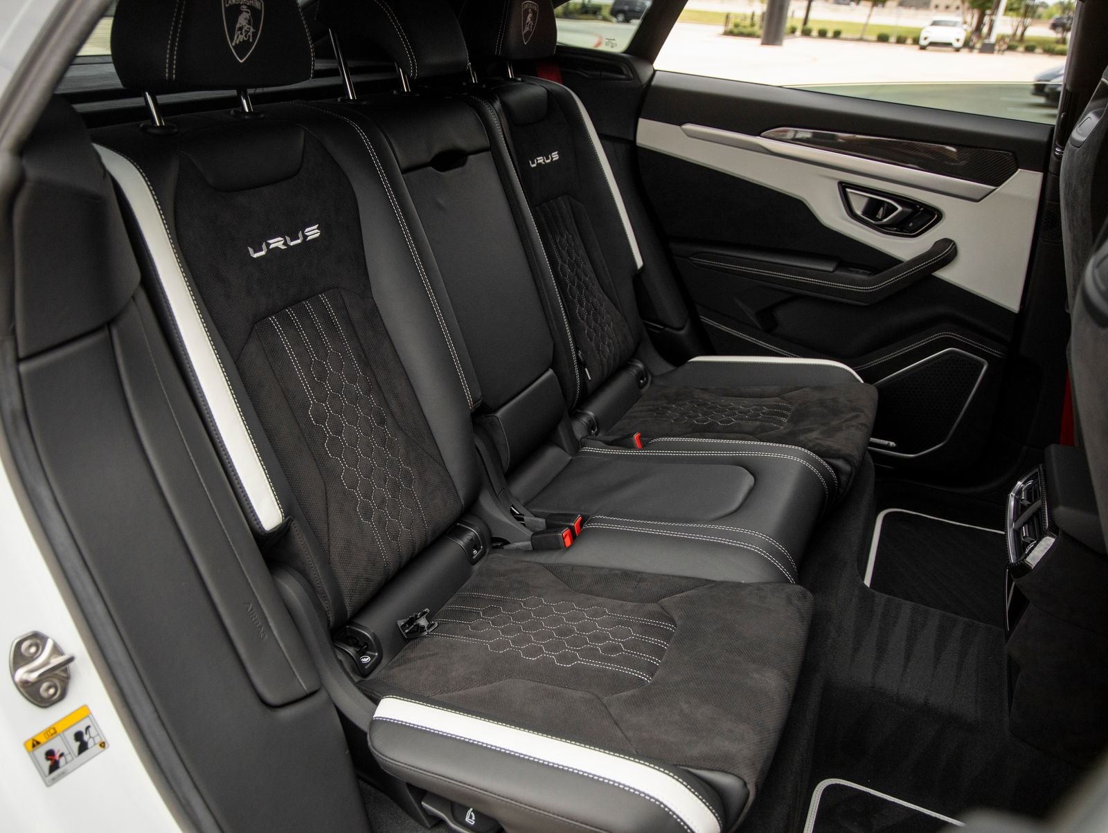 2024 Lamborghini Urus S