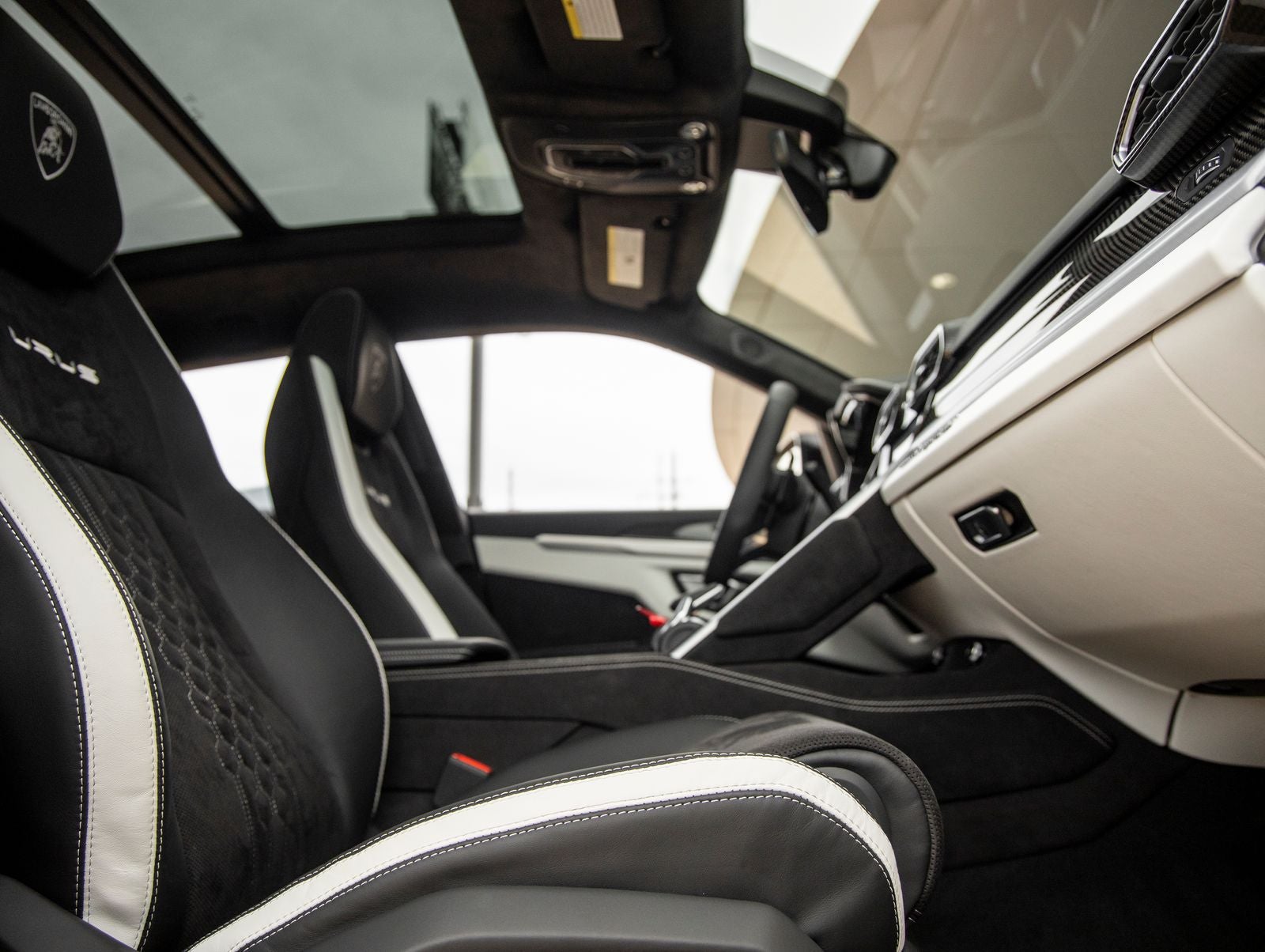 2024 Lamborghini Urus S