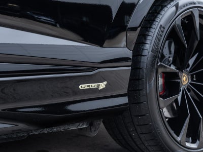 2024 Lamborghini Urus S