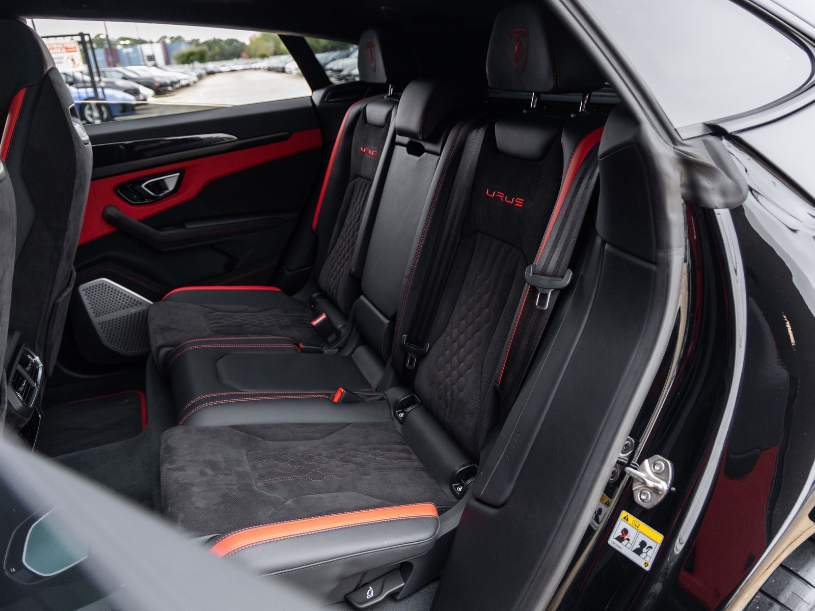 2024 Lamborghini Urus S