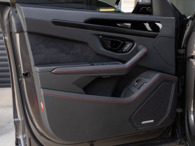 2024 Lamborghini Urus S