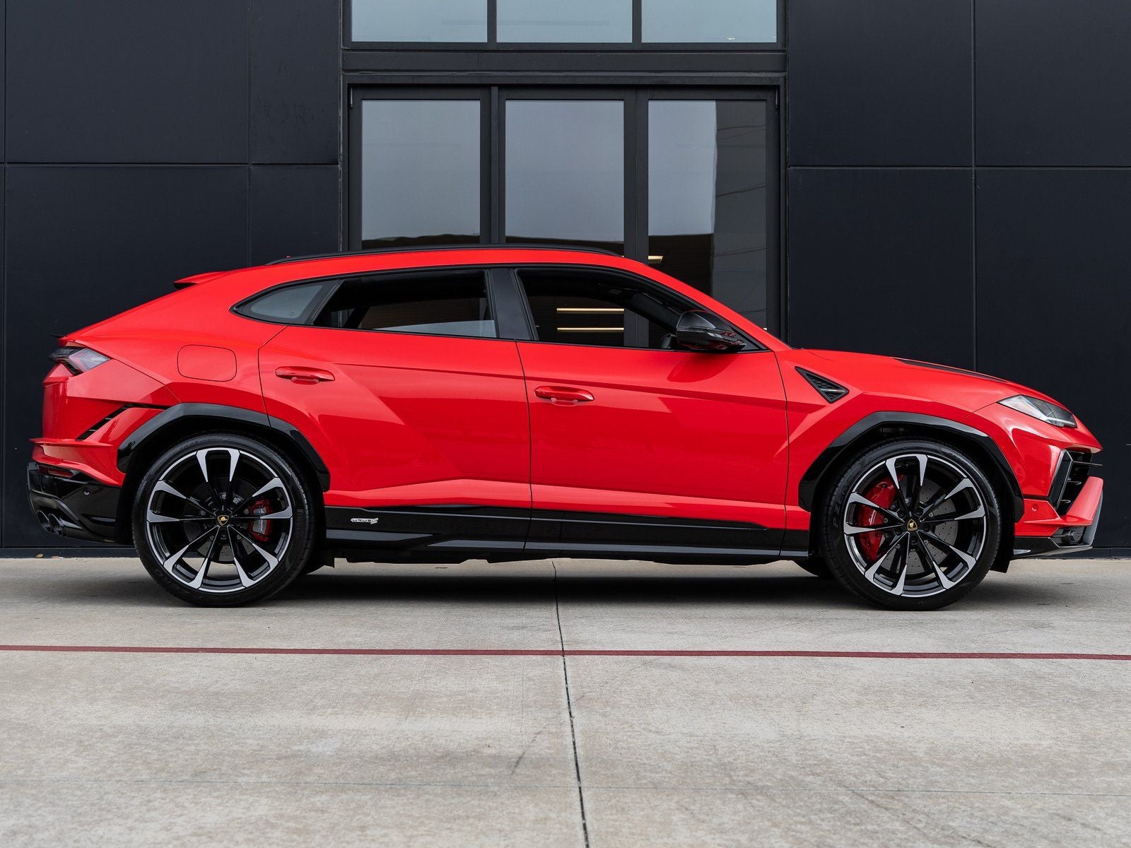 2024 Lamborghini Urus S