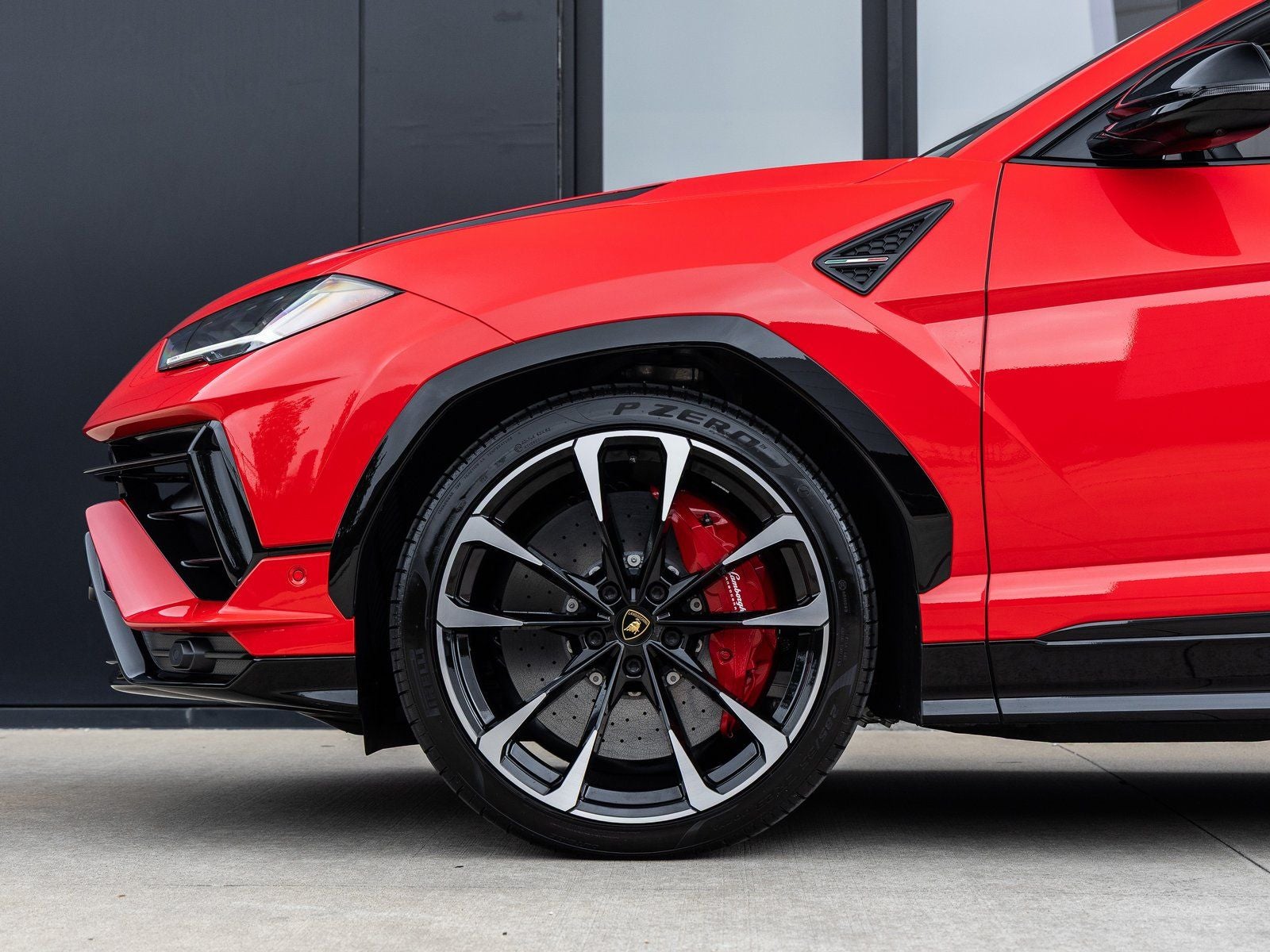 2024 Lamborghini Urus S