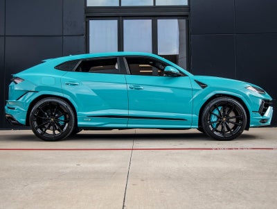 2024 Lamborghini Urus S