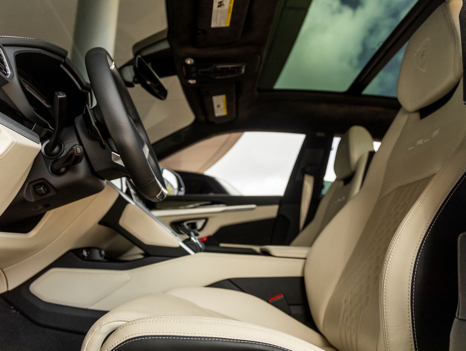 2024 Lamborghini Urus S