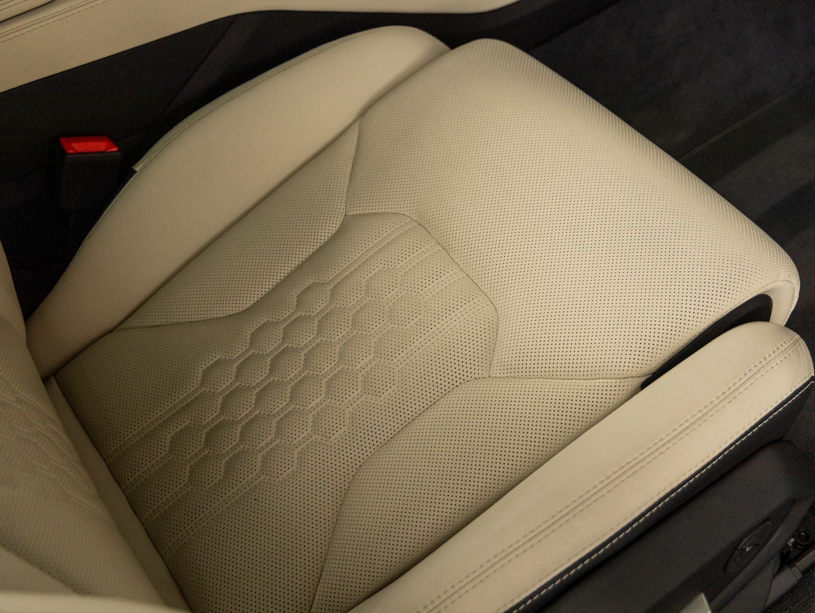 2024 Lamborghini Urus S