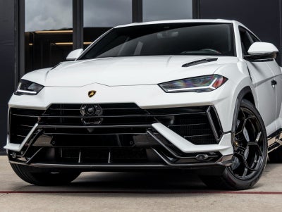 2024 Lamborghini Urus Performante