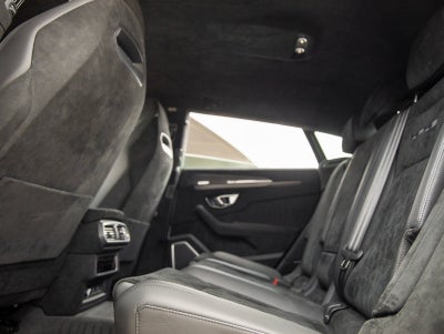 2024 Lamborghini Urus Performante