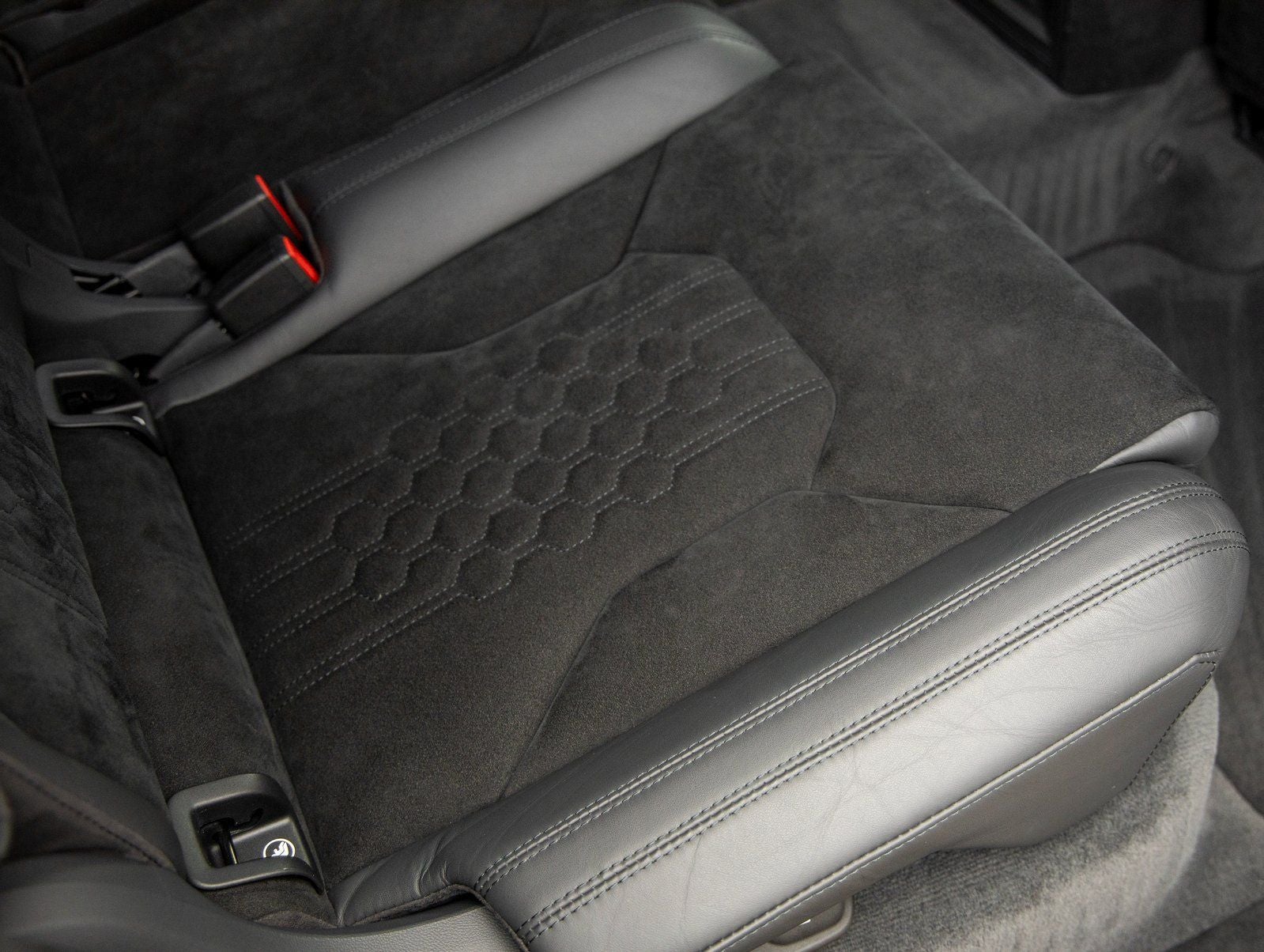 2024 Lamborghini Urus Performante