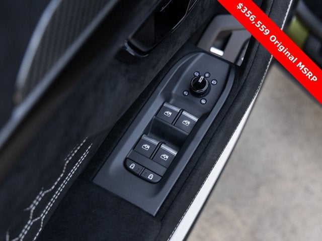 2024 Lamborghini Urus Performante